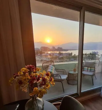 Appartement דירה בסי סייד עם נוף מדהים לים - By Edom à Eilat Extérieur photo